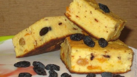 Cottage Cheese Babka with Raisins